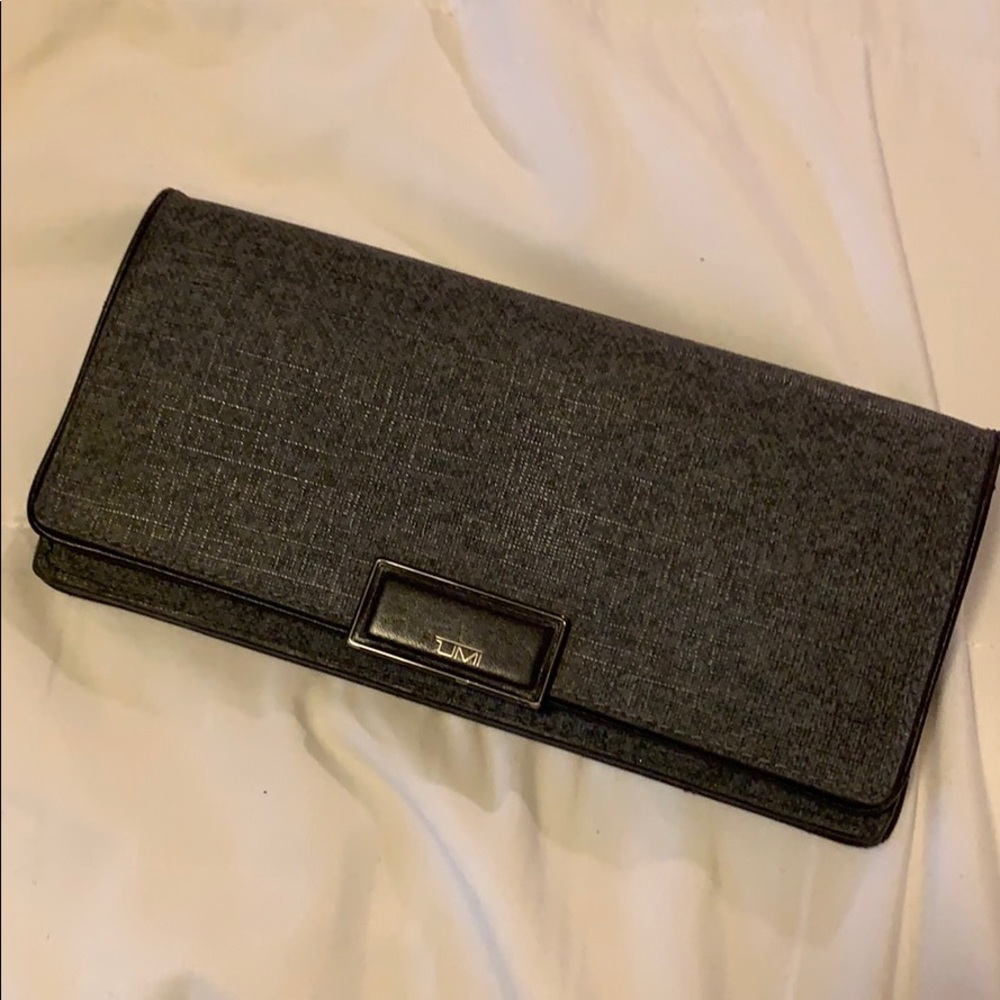 Tumi Sinclair Limited wallet